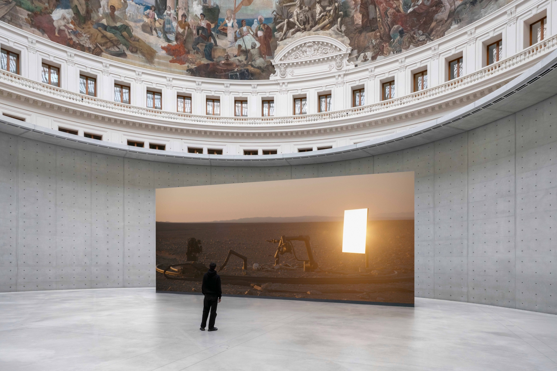 aura-studio-clair-obscur_pierre-huyghe-camata-2024-9.jpg